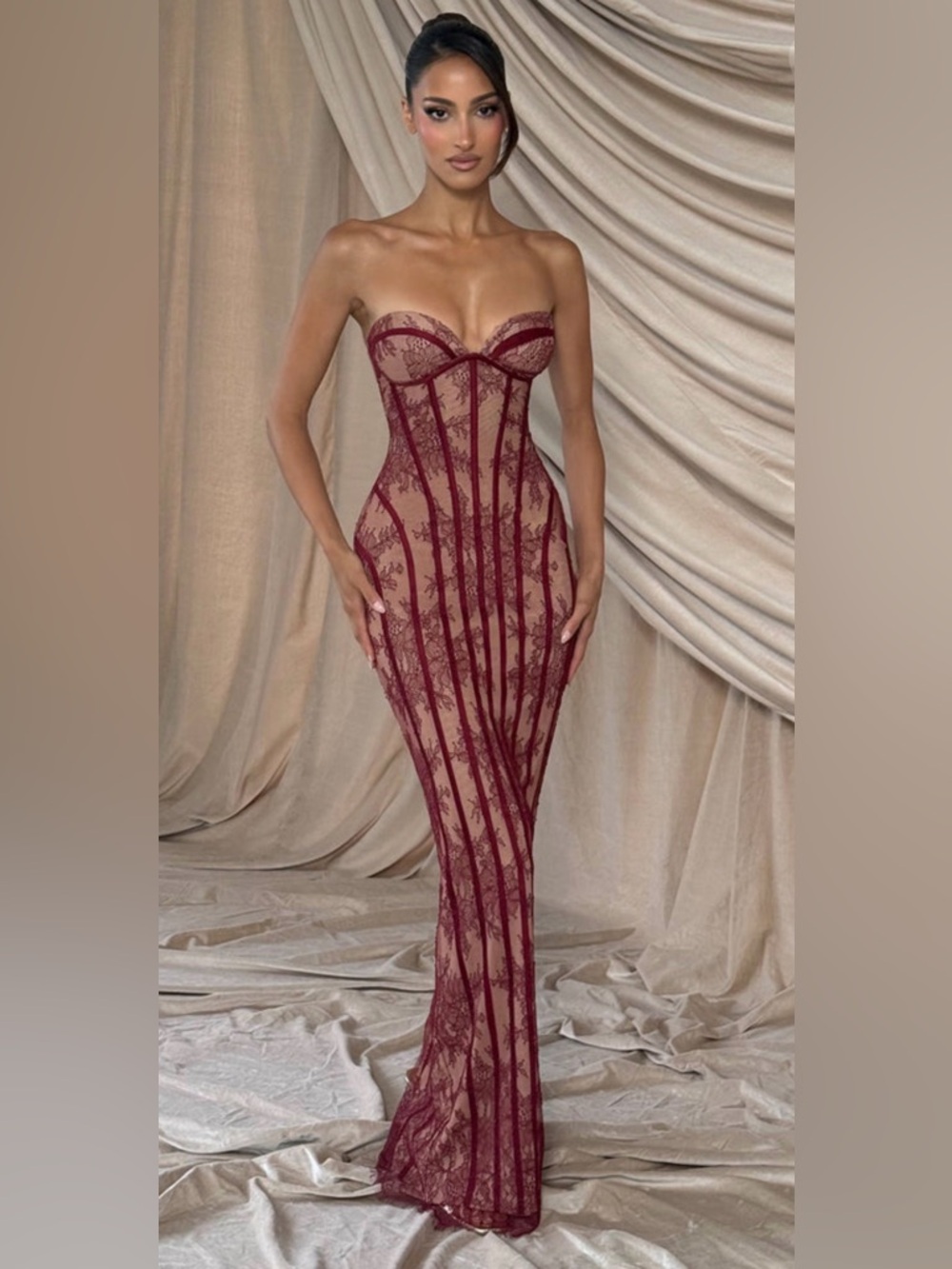 Sian Maxi Dress in burgundy